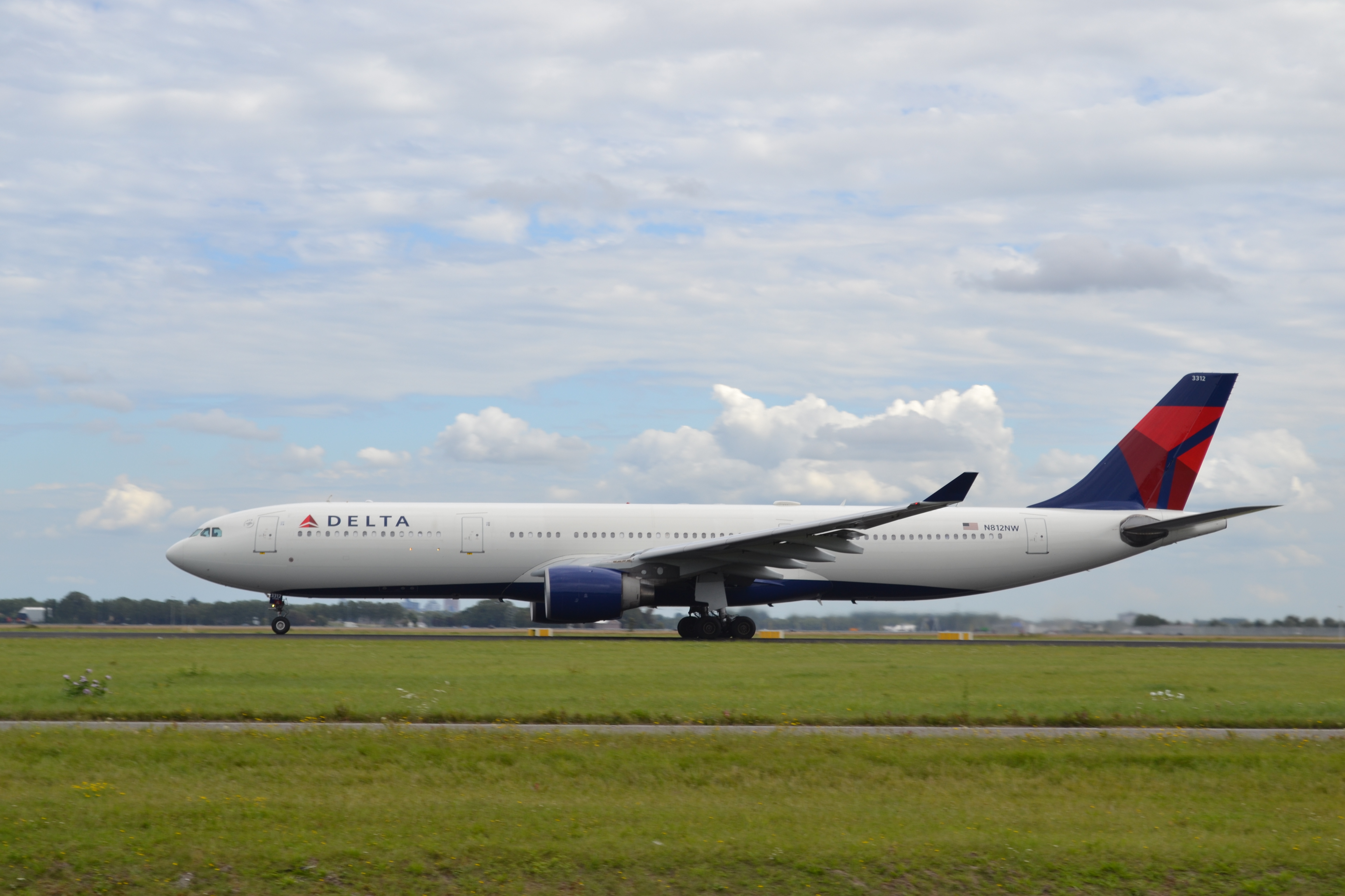 Letiště Amsterdam-Schiphol (AMS)
